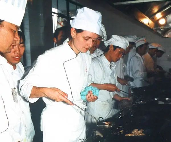 成都川菜厨师培训学校_成都厨师培训学校学费_成都厨师培训中心